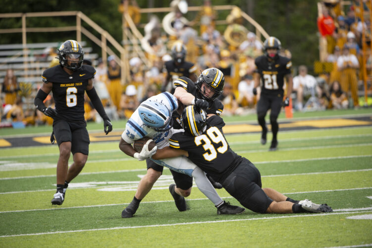Huskies football opens GLIAC schedule at Wayne State